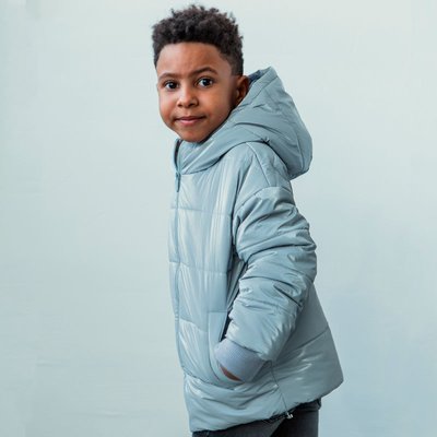 Демісезонна дитяча куртка в світло сірому кольорі для хлопчика J-22-21 light grey фото