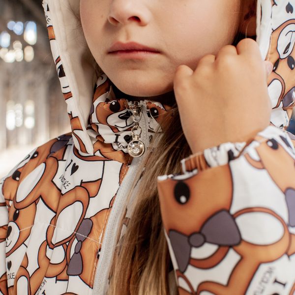 Дитяче демісезонне пальто з принтом «Ведмедики» на дівчинку білого кольору AC-001-17 white фото