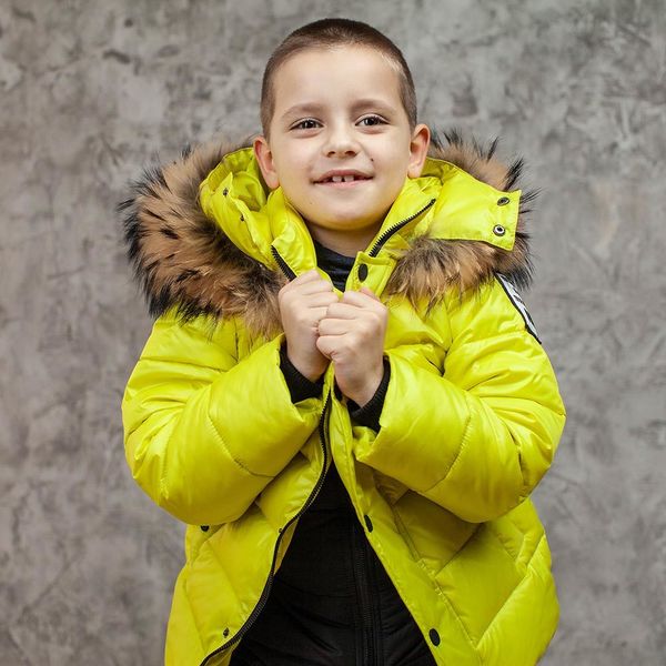 Дитячий зимовий костюм з натуральної опушенням в жовтому кольорі для хлопчика W-079-21 neon yellow boy фото