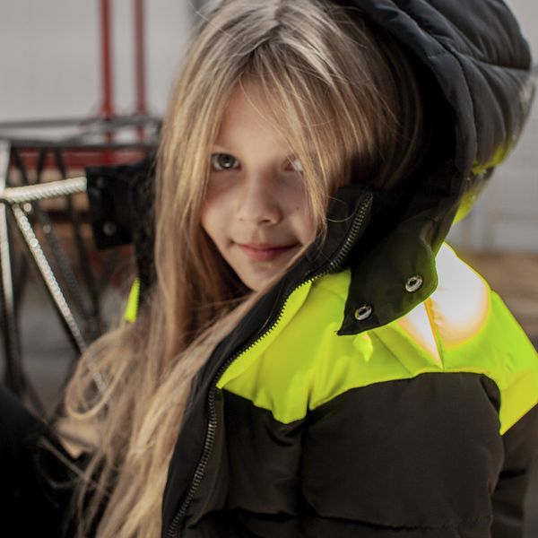 Демісезонна дитяча куртка з світловідбиваючими вставками light Green girl на дівчинку J-023-20 light green фото